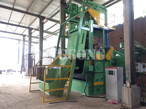 Automatic loading and unloading crawler shot blasting machine